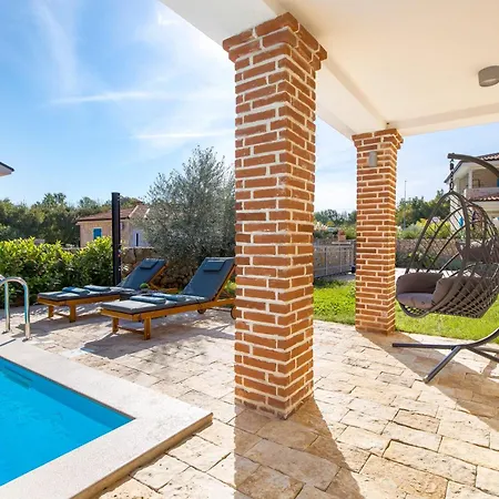 Romantic With Pool, Surrounded By Nature - Id 2507 - By Traveler Tourist Agency Krk Semesterbostad Barusic