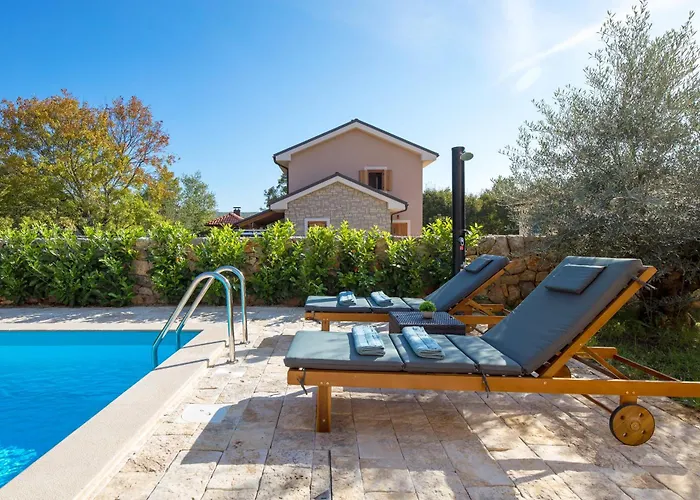Romantic With Pool, Surrounded By Nature - Id 2507 - By Traveler Tourist Agency Krk