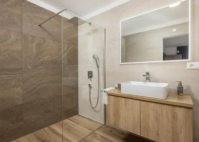 Romantic With Pool, Surrounded By Nature - Id 2507 - By Traveler Tourist Agency Krk Barusic