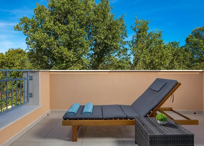 Romantic With Pool, Surrounded By Nature - Id 2507 - By Traveler Tourist Agency Krk Сasa de vacaciones Barusic