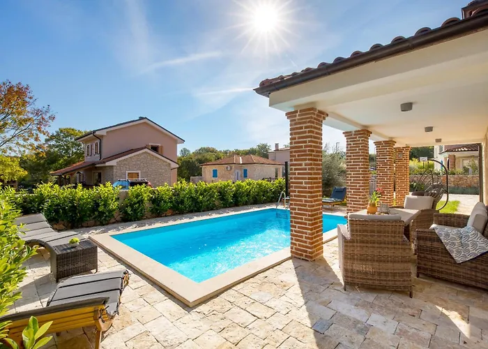 Σπίτι διακοπών Romantic With Pool, Surrounded By Nature - Id 2507 - By Traveler Tourist Agency Krk