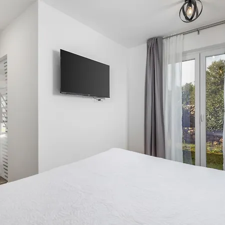 Ferienhaus Romantic With Pool, Surrounded By Nature - Id 2507 - By Traveler Tourist Agency Krk *